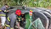 লোহাগাড়ায় মাইক্রোবাস খাদে পড়ে নিহত ৩, আহত ৫