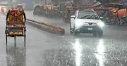 ৯৬ ঘণ্টায় সারাদেশে মাঝারি থেকে অতিভারি বর্ষণের পূর্বাভাস