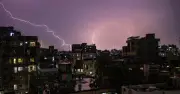 বজ্রসহ বৃষ্টির সম্ভাবনা, সতর্ক থাকার নির্দেশনা