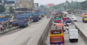 ঢাকা-চট্টগ্রাম মহাসড়কে তীব্র যানজট, যাত্রীদের ভোগান্তি চরমে