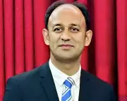 ব্যারিস্টার সুমনের বার কাউন্সিল নির্বাচনে অংশগ্রহণের আবেদন জমা