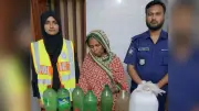 বিপুল চোলাই মদসহ গ্রেপ্তার নারী, ভারত থেকে আসছে ৫ হাজার টন ডিজেল, সমুদ্রে নিখোঁজ ৯০০ রোহিঙ্গা