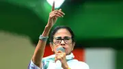 মমতা বন্দ্যোপাধ্যায়ের দাবি: তৃণমূলই জিতবে, বিজেপি ভোট ছিনিয়ে নিতে চায়