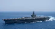যুক্তরাষ্ট্রের নৌবাহিনীর বিমানবাহী রণতরীতে অগ্নিকাণ্ড: তিন নাবিক আহত, তদন্ত চলছে