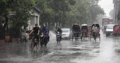 দেশে ভারী বৃষ্টি ও বজ্রপাতের সতর্কতা জারি