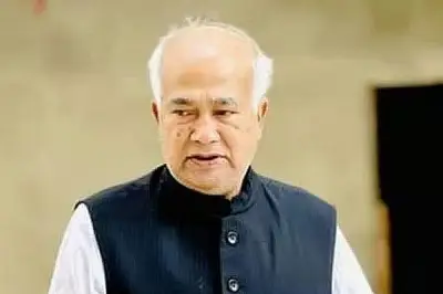 সাবেক মন্ত্রী ইঞ্জিনিয়ার ও মোশাররফ মারা গেছেন