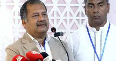 তথ্যমন্ত্রী: ৩০ লাখ কোটি টাকা ঋণের বোঝা বহন করছে সরকার