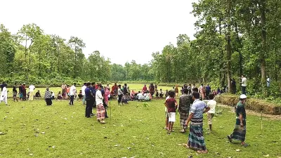 গাজীপুরে অটোরিকশাচালকের গলাকাটা লাশ উদ্ধার