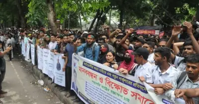 দক্ষিণ কোরিয়া যেতে না পেরে ইপিএস উত্তীর্ণদের বিক্ষোভ, মন্ত্রণালয়ের আশ্বাস
