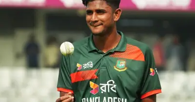 নাহিদ রানার আইসিসি মাসের সেরা খেলোয়াড় নির্বাচন