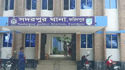 গলায় ফাঁস দিয়ে বৃদ্ধার আত্মহত্যা: মৎস্যমন্ত্রীর বক্তব্য