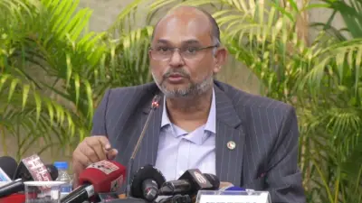 অর্থ উপদেষ্টা: কাউকে সন্তুষ্ট করতে অপ্রয়োজনীয় প্রকল্প নয়