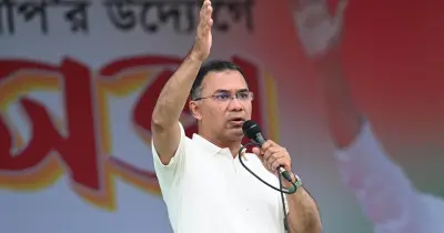 ফ্যামিলি কার্ড পাচ্ছেন চার কোটি পরিবার: প্রধানমন্ত্রী তারেক রহমান