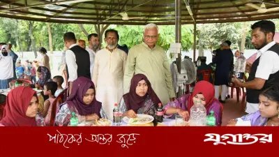 সুবিধাবঞ্চিত শিশুদের সঙ্গে ঈদ শুভেচ্ছা বিনিময় করলেন সমাজকল্যাণমন্ত্রী