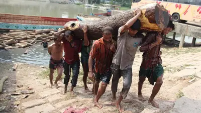 আন্তর্জাতিক শ্রম দিবস: সংগ্রামের ইতিহাস ও বর্তমান বাস্তবতা