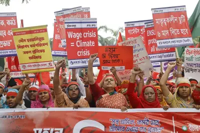 মে দিবসে শ্রমিক সংগঠনের মিছিল ও মানববন্ধন