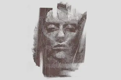 পাহাড় বেয়ে গড়িয়ে পড়া লাল নীল কষ্টের কবিতা