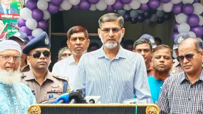 ঝড়ে নৌকাডুবি, সন্তানকে বুকে জড়িয়েই মায়ের মৃত্যু