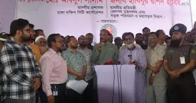 ডিএসসিসি প্রশাসক: সুশৃঙ্খল পুনর্বাসনে হকারদের নির্দিষ্ট স্থান ও সময়