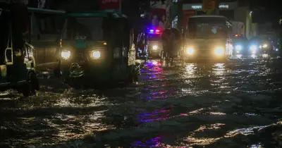 ৪৮ ঘণ্টায় ভারী বৃষ্টির পূর্বাভাস, বন্যায় ৩২ জেলায় সতর্কতা