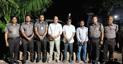 প্রাথমিক শিক্ষা অধিদফতরে অগ্নিসংযোগ: তিনজন গ্রেফতার