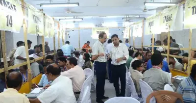 পশ্চিমবঙ্গে বিজেপির বড় জয়ের সম্ভাবনা, তৃণমূল পিছিয়ে