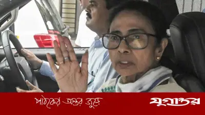 ভবানিপুরে পিছিয়ে মমতা, উত্তপ্ত পরিস্থিতিতে গণনা বন্ধ