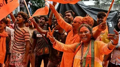 পশ্চিমবঙ্গে নতুন মুখ্যমন্ত্রীর শপথ, হামের টিকা ইস্যুতে খতিয়ে দেখা হবে