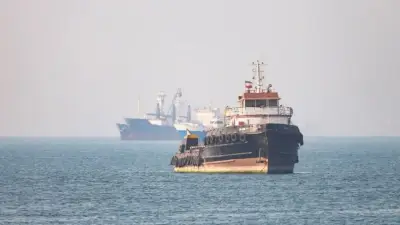 হরমুজে মার্কিন হামলায় ৫ বেসামরিক নিহতের দাবি ইরানের