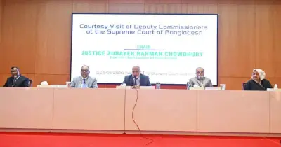 প্রধান বিচারপতির ডিসিদের প্রতি সততা ও নিষ্ঠার নির্দেশ