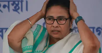 পরাজয়ের পরও পদত্যাগ না করায় মমতার তীব্র সমালোচনা বিজেপির