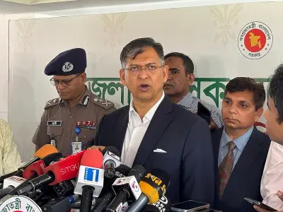 জমা না দেওয়া ১০ হাজার লাইসেন্সকৃত অস্ত্র উদ্ধারে ডিসিদের নির্দেশ