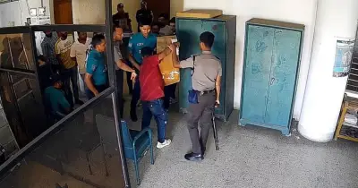 টেন্ডার বাক্স ছিনতাই: রাজশাহী যুবদলের দুই নেতা বহিষ্কার