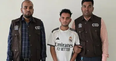 নাগরিকদের তথ্য চুরি ও বিক্রির অভিযোগে অ্যাপ ডেভেলপার গ্রেফতার