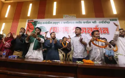 হামের প্রকোপে শিশু মৃত্যু: নাহিদ ইসলামের বিচার দাবি