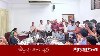 সিন্ডিকেট সভায় উত্তেজনা, শনিবারে বাস চালুর অনুমোদন দিল ঢাবি প্রশাসন
