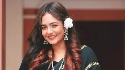 মা হচ্ছেন টিকটকার অনামিকা, শিক্ষামন্ত্রী বললেন শিক্ষকদের মানোন্নয়ন জরুরি