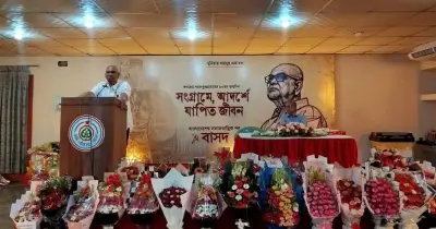 ৮০তম জন্মদিনে সহযোদ্ধাদের ভালোবাসায় সিক্ত খালেকুজ্জামান
