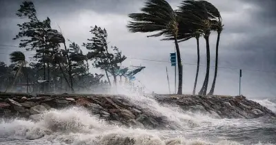 আট জেলায় ঝড়ের পূর্বাভাস, নদীবন্দরে ১ নম্বর সতর্কসংকেত