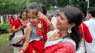 আজ মা দিবস: মায়ের আঁচলে পৃথিবীর প্রথম আশ্রয়, মানবিক পুলিশ গড়ার আহ্বান প্রধানমন্ত্রীর