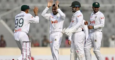 মিরপুর টেস্টে পাকিস্তানের ৫ উইকেটে ২৫১ রান