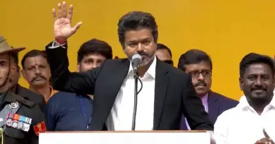 তামিলনাড়ুর মুখ্যমন্ত্রী হিসেবে শপথ নিয়ে বিজয়ের বড় ঘোষণা