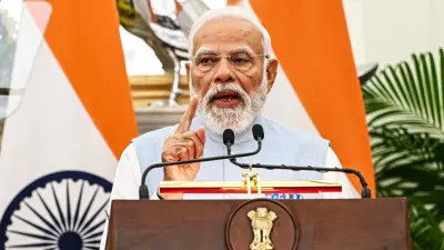 স্বর্ণ কেনা থেকে বিরত থাকুন: হাইকোর্টের নির্দেশ