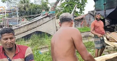 কার্ডবিহীন জেলেদের দুর্দশা: বঞ্চনা আর অভাবের জীবন