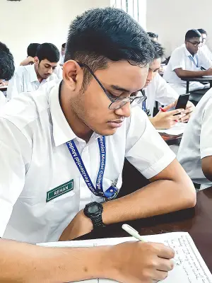 হিসাববিজ্ঞান: নগদ বাট্টা, জাবেদা ও খতিয়ানের বিস্তারিত ব্যাখ্যা