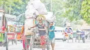 রাজধানীতে ময়লা-বাণিজ্যে নতুন নিয়ন্ত্রক, ক্ষতিগ্রস্ত ব্যবসায়ীরা