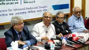 প্রাক-বাজেট আলোচনায় মাহমুদুর রহমান: উন্নয়নের ফাঁদে পড়া যাবে না