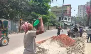 শ্রমিকের স্বপ্নে বিচিত্র রং ও রূপের বাহার
