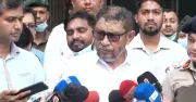 স্বাস্থ্যমন্ত্রী: ইতিহাসে এত তড়িৎ ভ্যাকসিন জোগাড় আর কোনো দেশ পারেনি