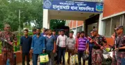 অবৈধ ভারতে প্রবেশ: ১০ বাংলাদেশি আটক, হস্তান্তর বিজিবির কাছে